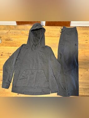 Jordan Black Pullover Hoodie and Sweatpants Set (M)